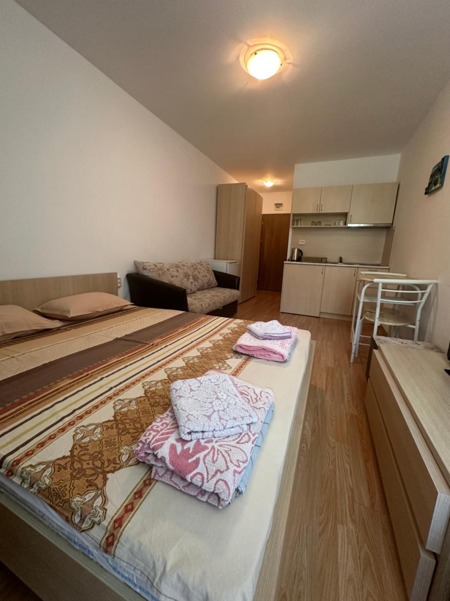 Gerber Residence 1 2 3 Sunny Beach Esterno foto